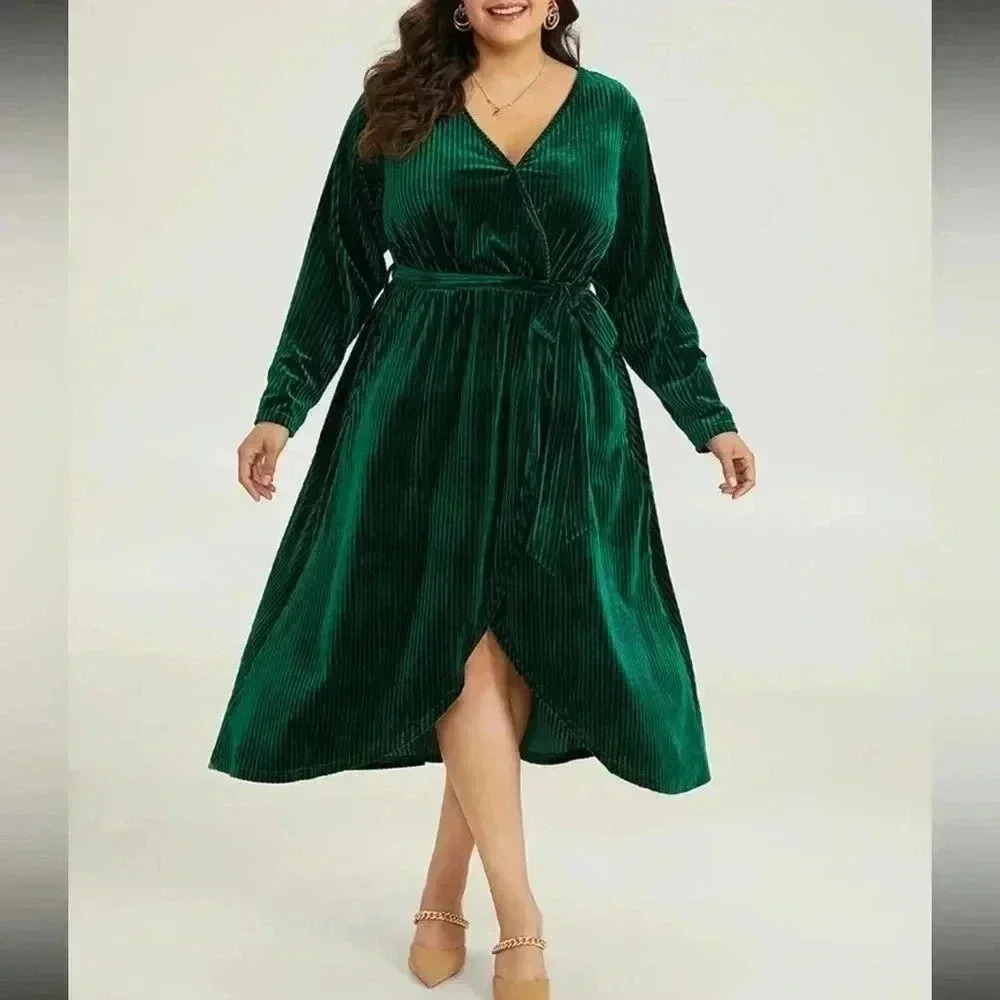 NWT!Dark green rib velvet wrap hem wrap pocket belt dress Size 12 or Large - Picture 1 of 6